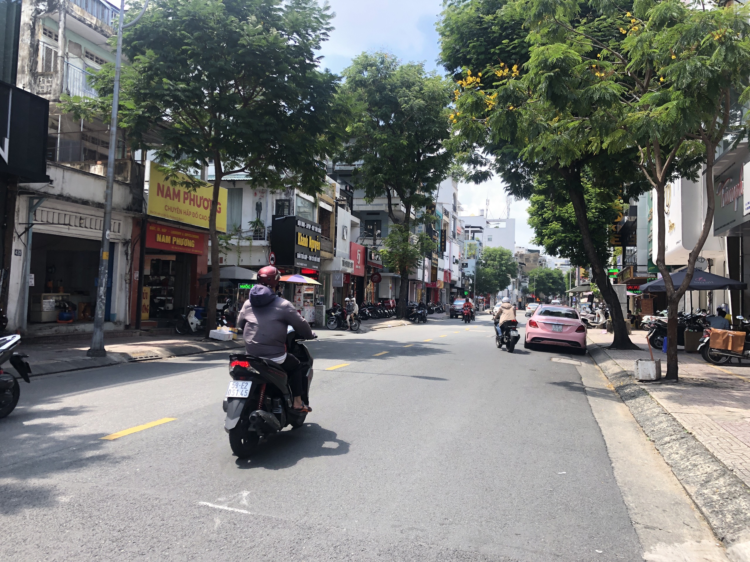 Cho thuê mặt bàng mặt tiền Lê Văn Sỹ, Phường 14, Quận 3